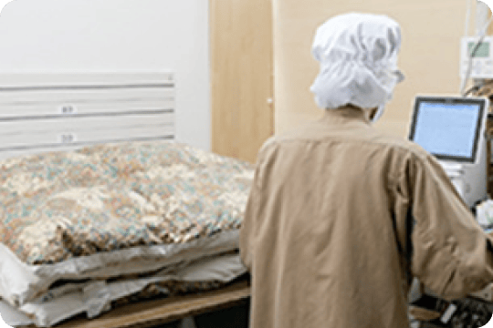 羽毛布団1枚ごとに管理表を作成します。