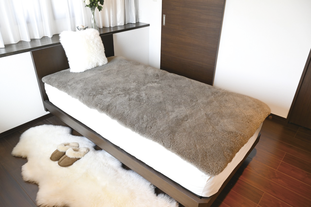 ムートンシーツが再入荷しました